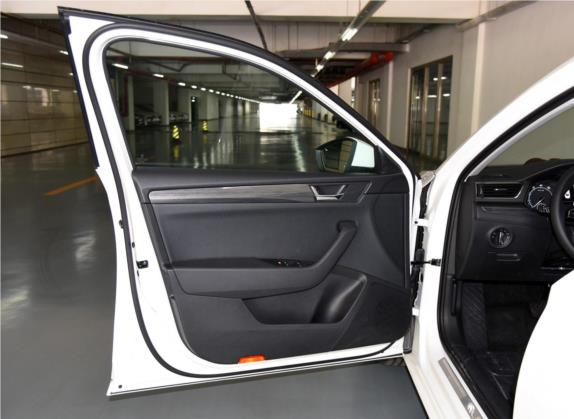 速派 2016款 TSI280 DSG智行版 车厢座椅   前门板