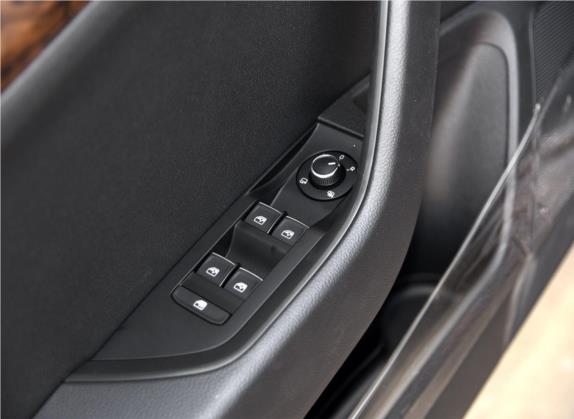 速派 2016款 改款 TSI380 DSG尊行版 车厢座椅   门窗控制