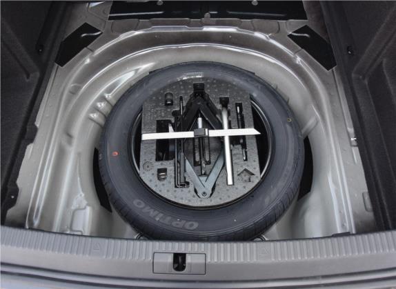 速派 2018款 TSI280 手动标准版 国V 其他细节类   备胎