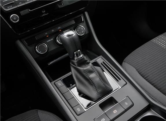 速派 2018款 TSI280 DSG标准版 国V 中控类   挡把