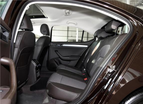 速派 2018款 TSI330 DSG舒适版 国V 车厢座椅   后排空间