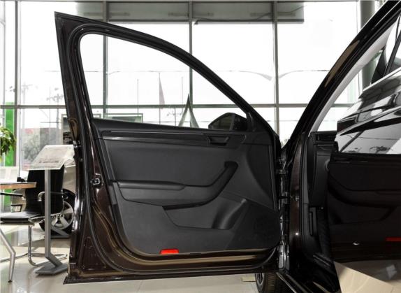 速派 2018款 TSI330 DSG豪华版 国V 车厢座椅   前门板