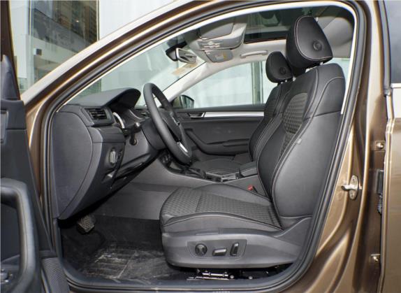速派 2018款 TSI280 DSG舒适版 国VI 车厢座椅   前排空间