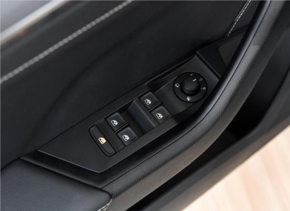 速派 2019款 TSI280 DSG舒适版 车厢座椅   门窗控制