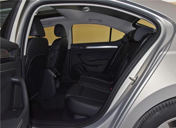 速派 2019款 TSI330 DSG舒适版 车厢座椅   后排空间