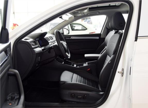 速派 2019款 改款 TSI330 DSG舒适版 车厢座椅   前排空间