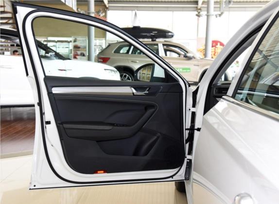 速派 2019款 改款 TSI330 DSG舒适版 车厢座椅   前门板