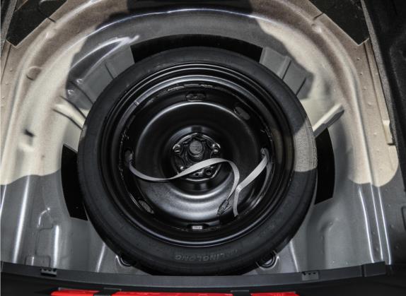 速派 2022款 TSI330 DSG奢享版 其他细节类   备胎