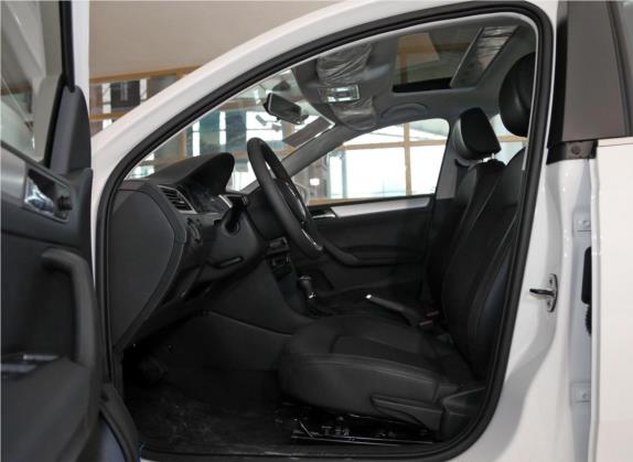 昕动 2014款 1.4TSI DSG舒享版 车厢座椅   前排空间