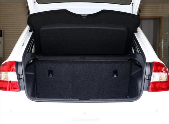 昕动 2014款 1.4TSI DSG舒享版 车厢座椅   后备厢