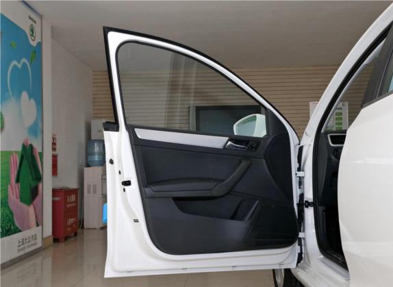 昕动 2014款 1.4TSI DSG舒享版 车厢座椅   前门板