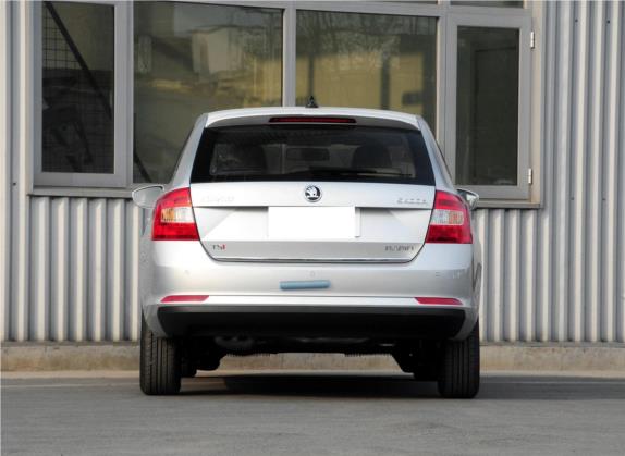 昕动 2014款 1.4TSI DSG致享版 外观   正后