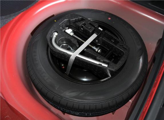 昕动 2014款 1.6L 手动悦享版 其他细节类   备胎