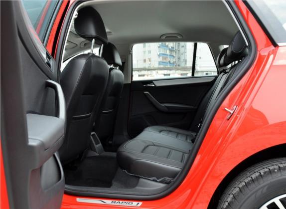 昕动 2016款 1.4TSI DSG智行版 车厢座椅   后排空间