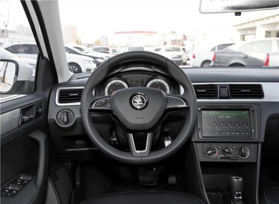 昕动 2018款 1.6L 自动舒适版 中控类   驾驶位
