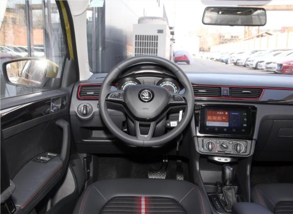 昕动 2020款 1.5L 自动舒适版 中控类   驾驶位