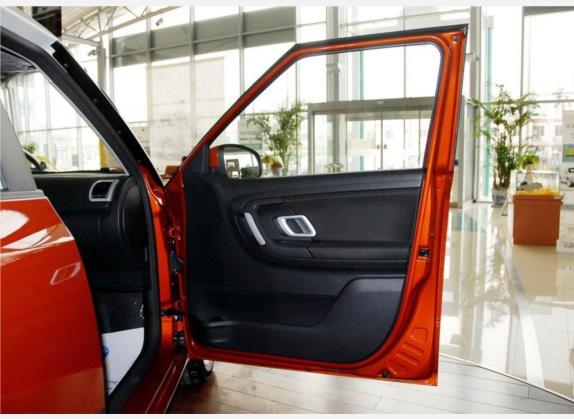 晶锐 2008款 1.4L 手动晶灵版 车厢座椅   前门板