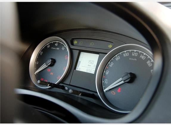 晶锐 2008款 1.6L 手动晶灵版 中控类   仪表盘
