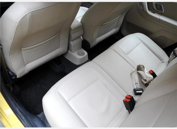 晶锐 2008款 1.4L 自动晶享版 车厢座椅   后排空间