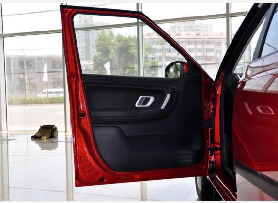 晶锐 2009款 1.6L 自动晶灵版 车厢座椅   前门板
