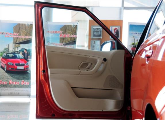晶锐 2011款 1.4L 手动晶致版 车厢座椅   前门板