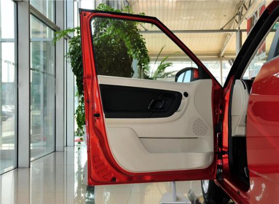 晶锐 2012款 1.6L 自动晶享版 车厢座椅   前门板