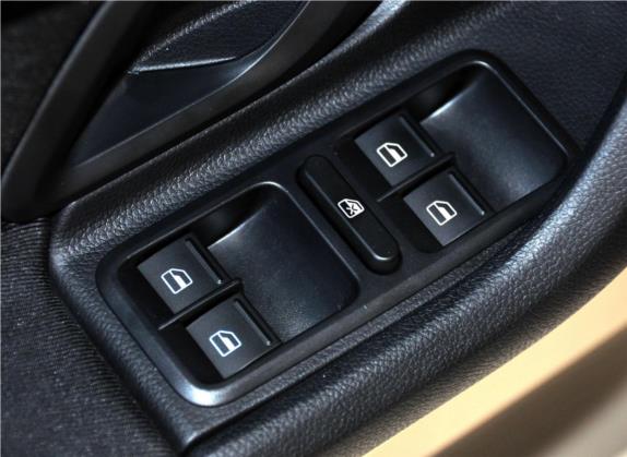 晶锐 2012款 1.6L 自动晶享版 车厢座椅   门窗控制