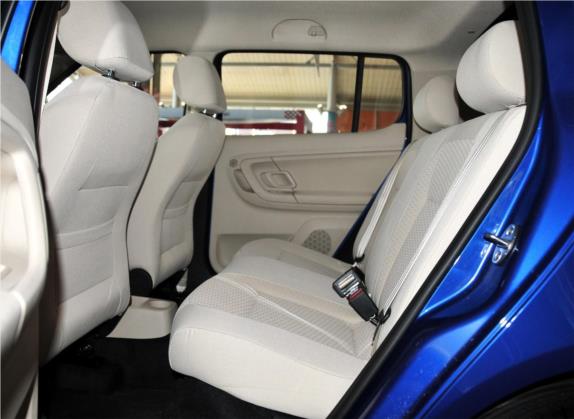 晶锐 2012款 1.4L 自动晶致版 车厢座椅   后排空间