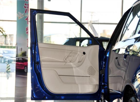 晶锐 2012款 1.4L 自动晶致版 车厢座椅   前门板