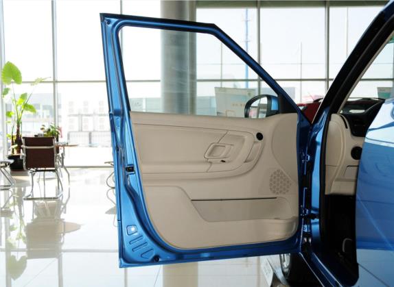 晶锐 2012款 1.4L 手动晶灵版 车厢座椅   前门板