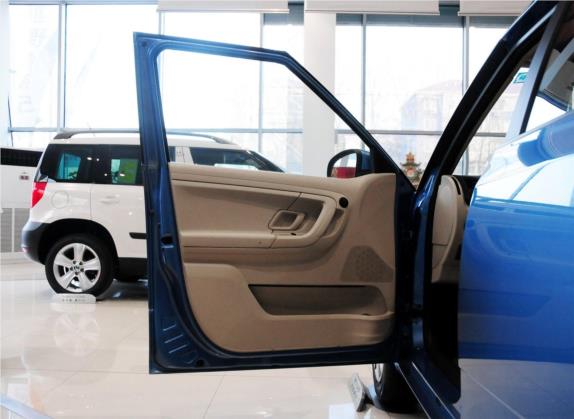 晶锐 2014款 1.4L 手动晶致版 车厢座椅   前门板