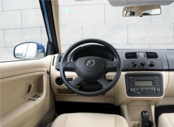 晶锐 2014款 1.4L 自动晶致版 中控类   驾驶位