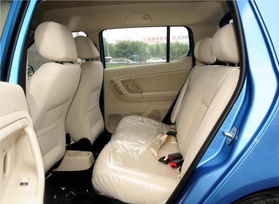 晶锐 2014款 1.4L 自动晶致版 车厢座椅   后排空间