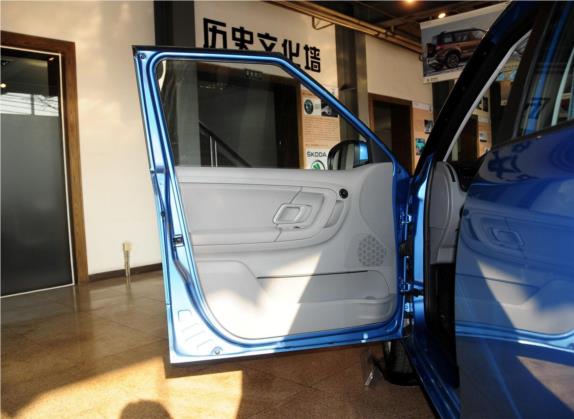 晶锐 2014款 1.4L 手动晶灵版 车厢座椅   前门板