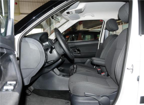 晶锐 2014款 1.6L 手动Sport版 车厢座椅   前排空间