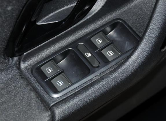 晶锐 2014款 1.6L 手动Sport版 车厢座椅   门窗控制