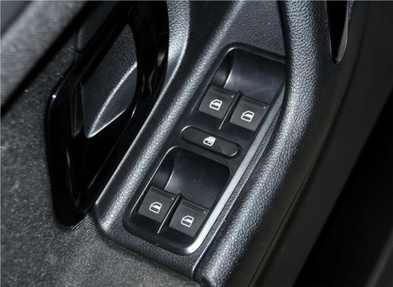 晶锐 2014款 1.6L 自动Sport版 车厢座椅   门窗控制