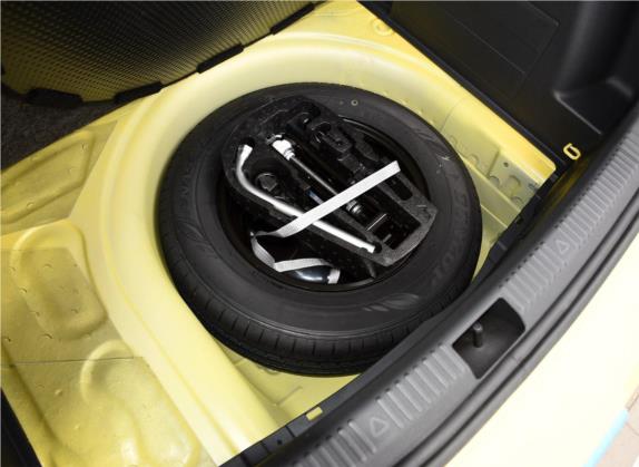 晶锐 2015款 1.6L 自动运动版 其他细节类   备胎