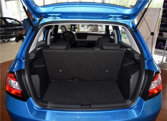 晶锐 2015款 1.4L 手动前行版 车厢座椅   后备厢