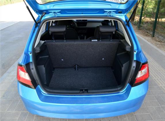 晶锐 2015款 1.4L 自动前行版 车厢座椅   后备厢