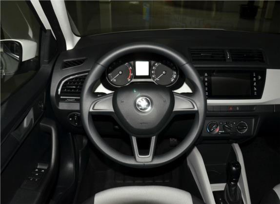 晶锐 2016款 1.4L 自动车享版 中控类   驾驶位