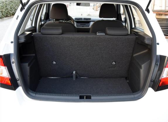 晶锐 2017款 1.4L 手动前行版 车厢座椅   后备厢