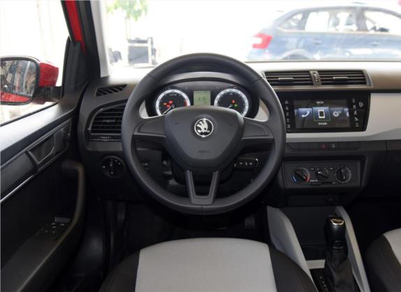 晶锐 2017款 1.4L 自动车享版 中控类   驾驶位