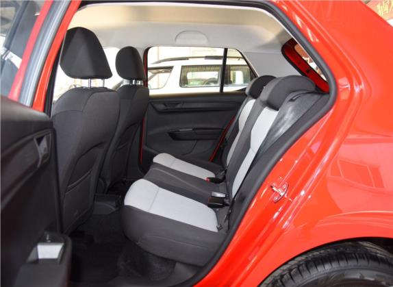 晶锐 2017款 1.4L 自动车享版 车厢座椅   后排空间