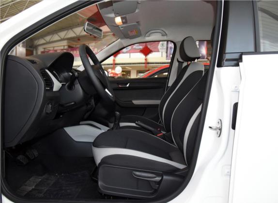 晶锐 2017款 1.4L 手动创行版 车厢座椅   前排空间