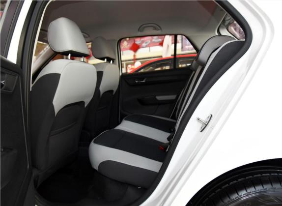 晶锐 2017款 1.4L 手动创行版 车厢座椅   后排空间
