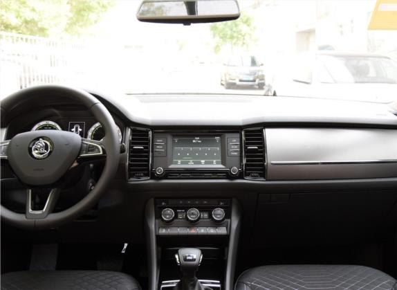 柯迪亚克 2017款 TSI330  5座两驱舒适版 中控类   中控台