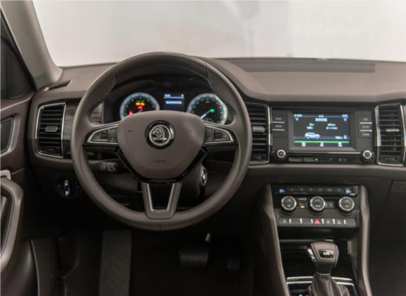 柯迪亚克 2017款 TSI330 7座两驱豪华版 中控类   驾驶位