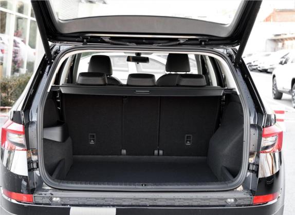 柯迪亚克 2018款 TSI330 5座两驱豪华版 车厢座椅   后备厢