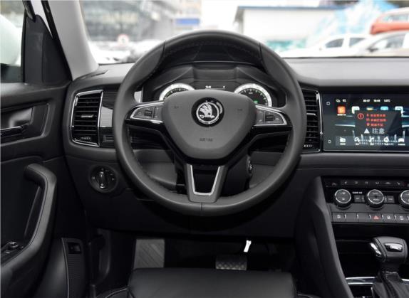 柯迪亚克 2018款 改款 TSI330 5座两驱豪华优享版 中控类   驾驶位
